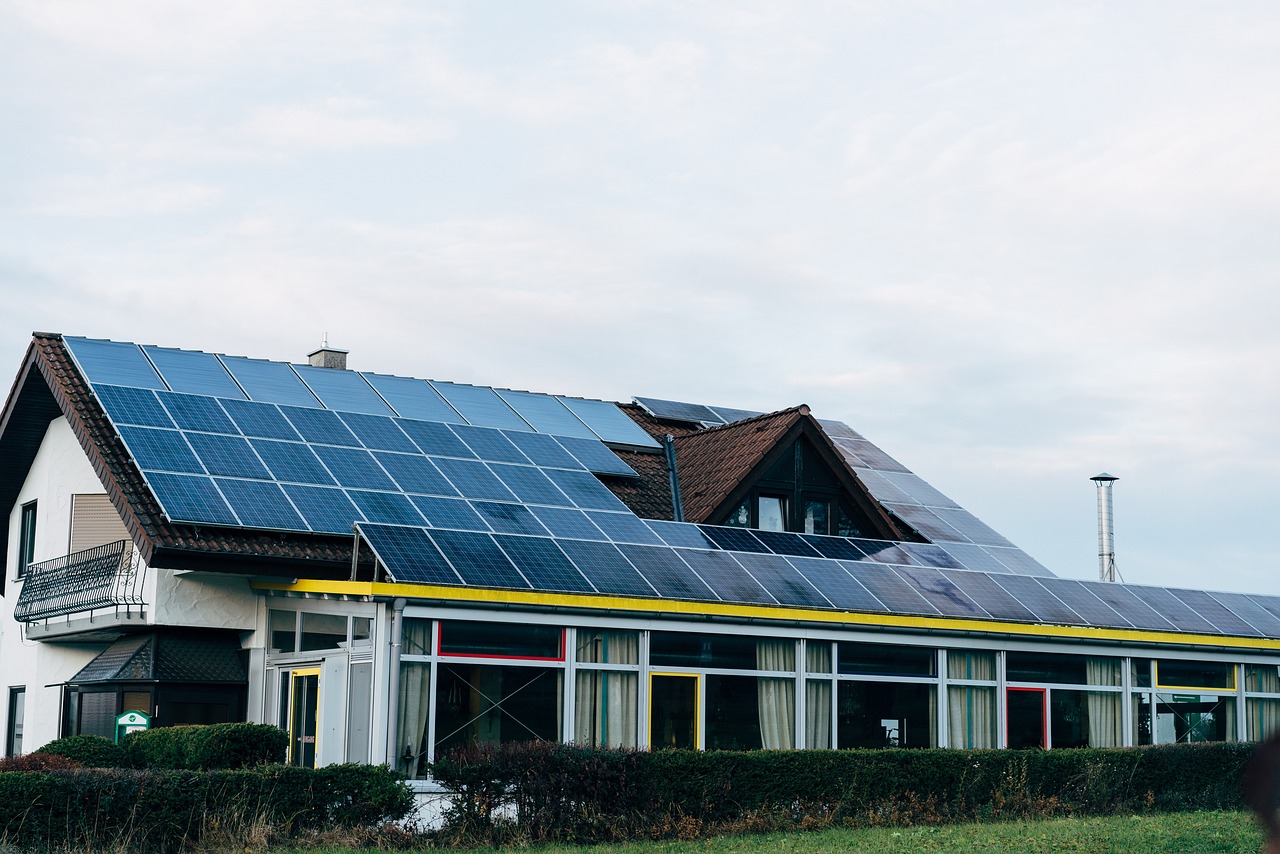 Top Green Renovation Tips for Homeowners Using Solar Panel Loans